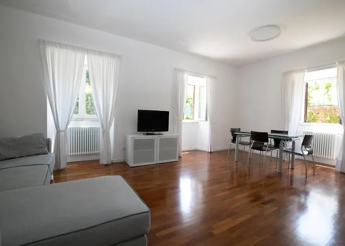 Domus Cordara - Splendido Nel Apartament *